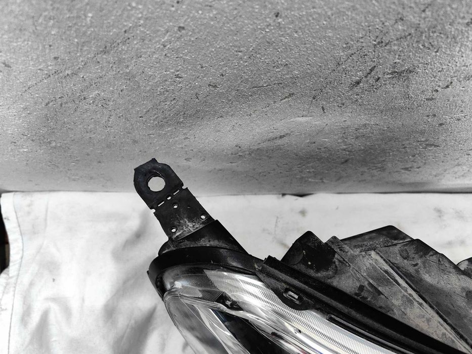 Оригинален фар Тойота  Toyota Proace