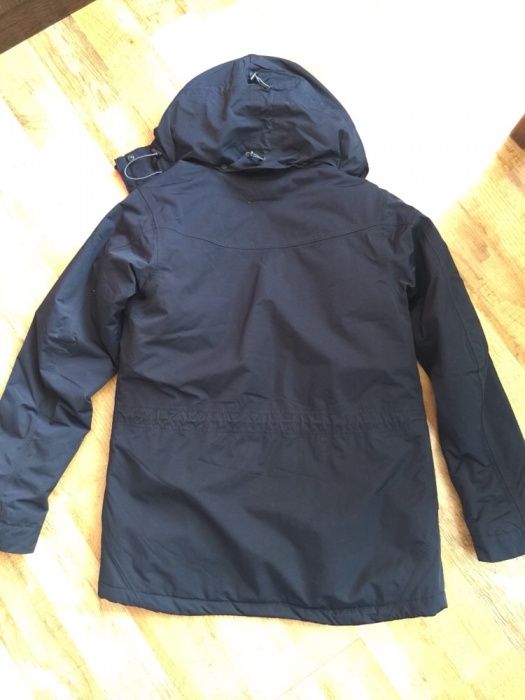 Vând geaca de dama Everest