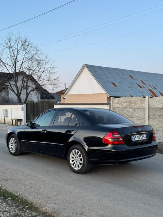Vând Mercedes e 220 an de fabricație 2006 motor 2.2 diesel