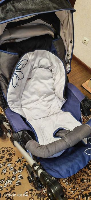 Прогулочная коляска (зима-лето)