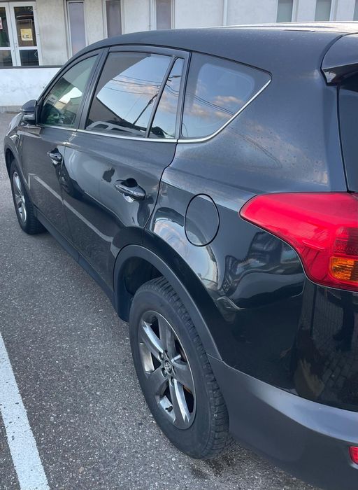 Vând Toyota Rav4 / 2.0 / 2015