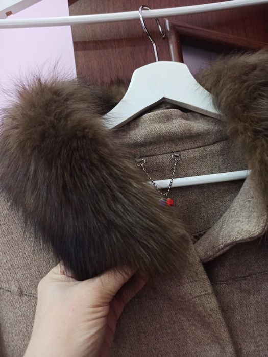 Пальто сотилади Турецкий