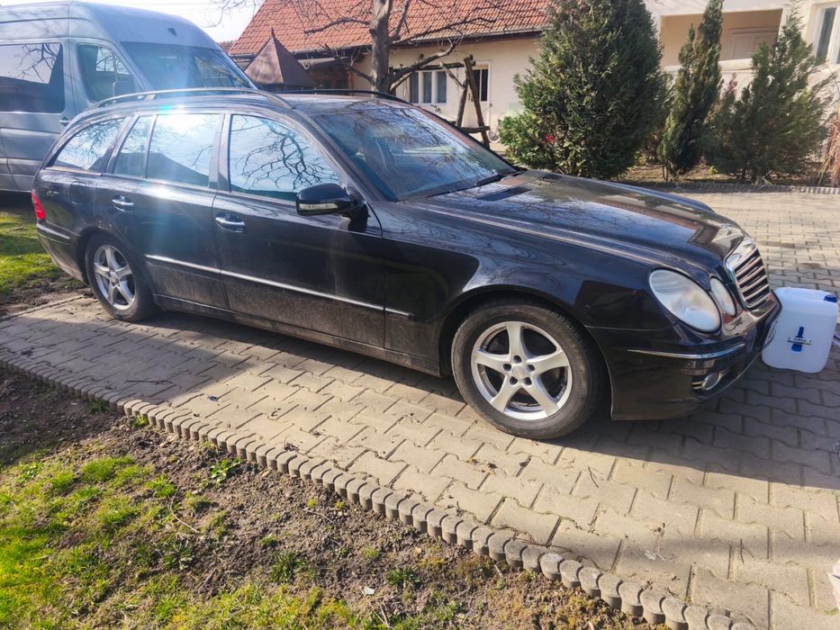 Mercedes Benz E-Class W211 an 2007