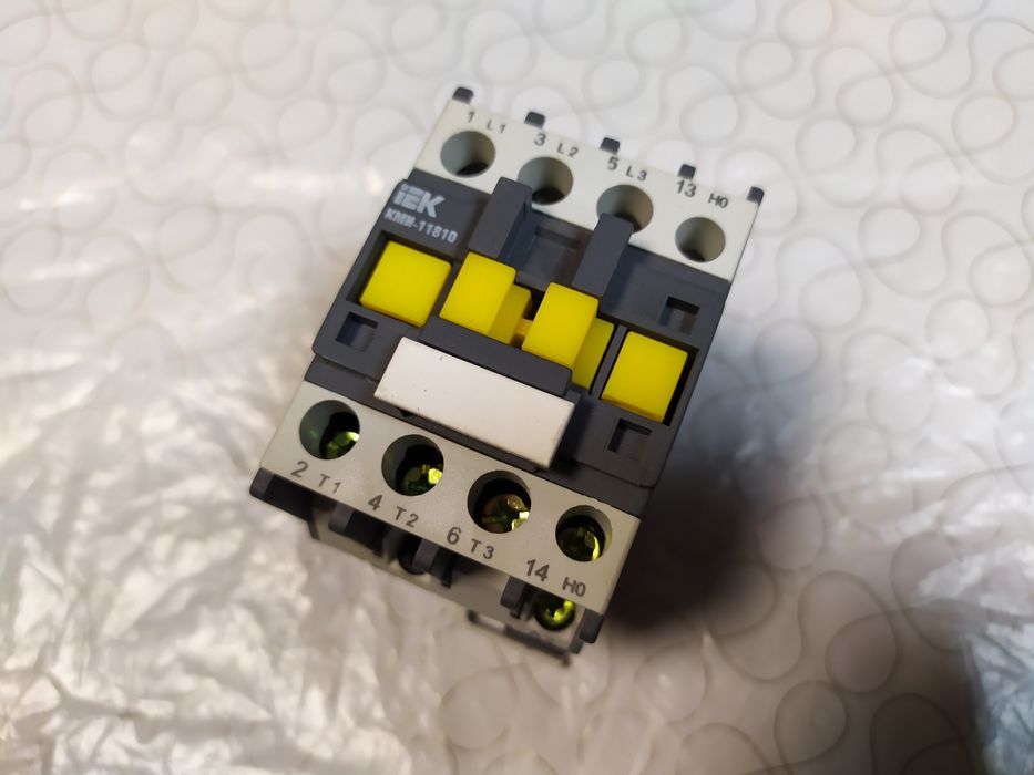Контактор малогабаритный