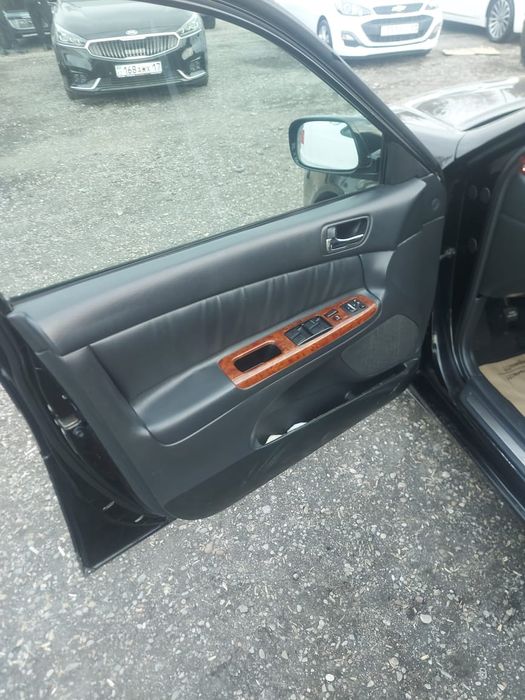 Кожаный салон Камри 35