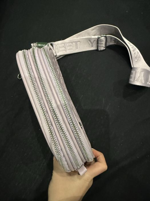 Виолетова чанта sweet years