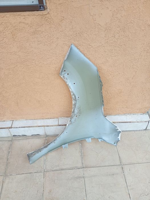 Aripa dreapta fata Peugeot 208 2