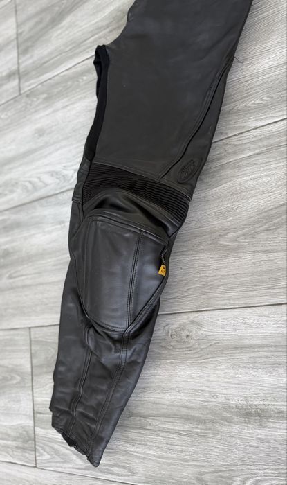 Pantaloni polo piele moto