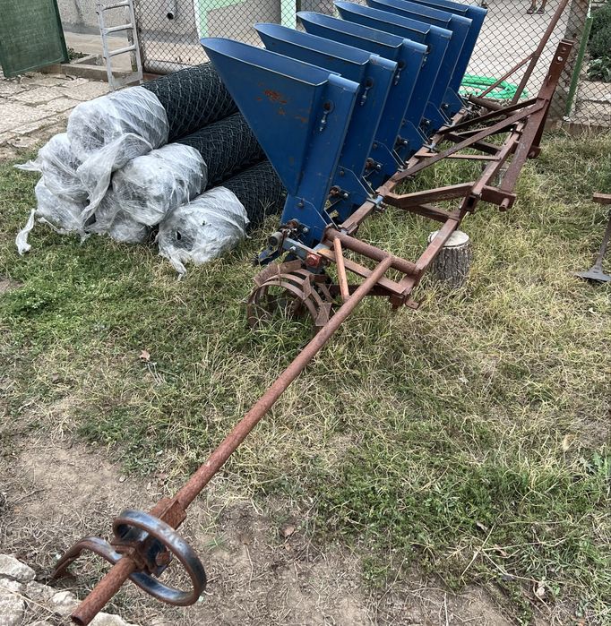 Сеялка за чесън 6 редова