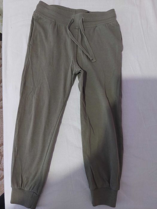 Лот есенни дрехи за момче 110 рр - ризи, дънки