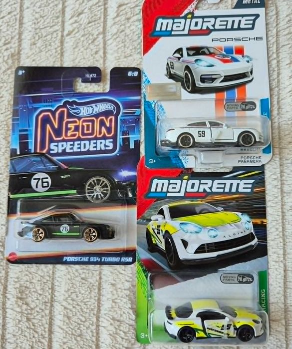 Колички Hot Wheels SIlver Series