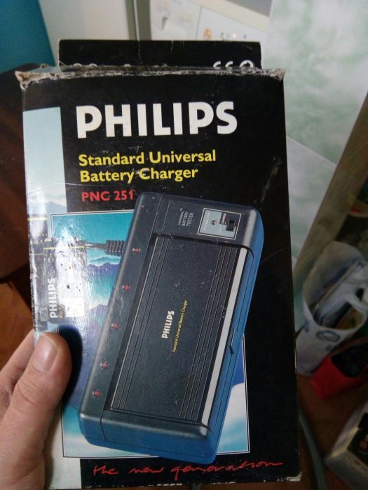 Vand incarcator universal philips