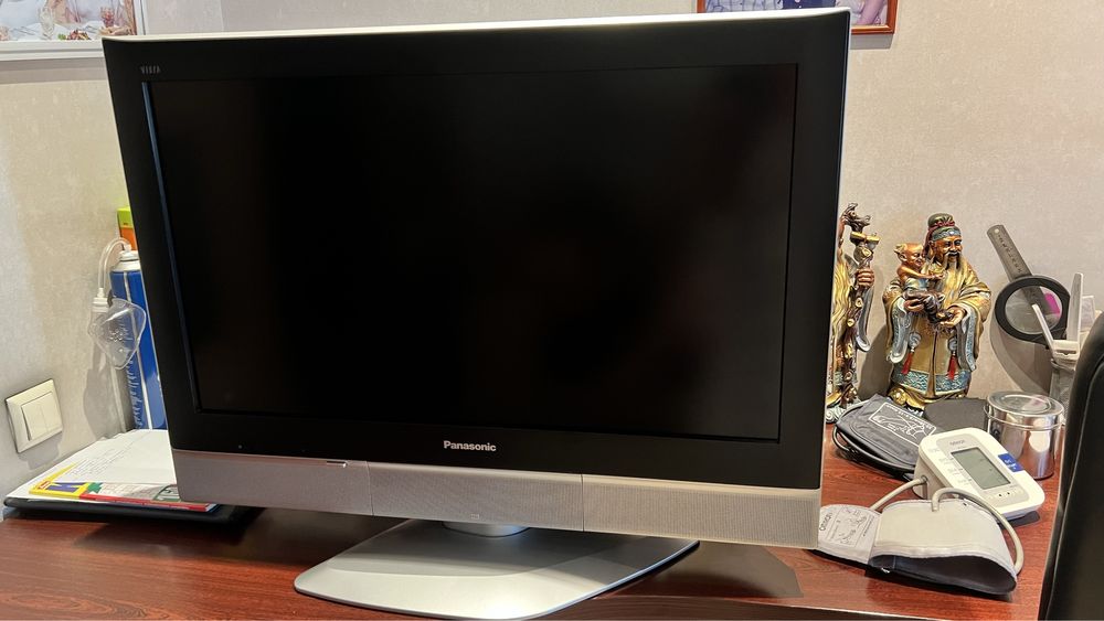 Продам телевизор Panasonic, состояние нового