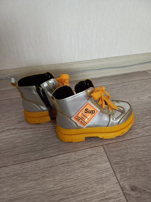 Демисезонные ботинки для девочки осень, весна 26 размер