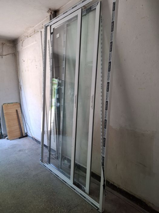 Продавам алуминиева дограма