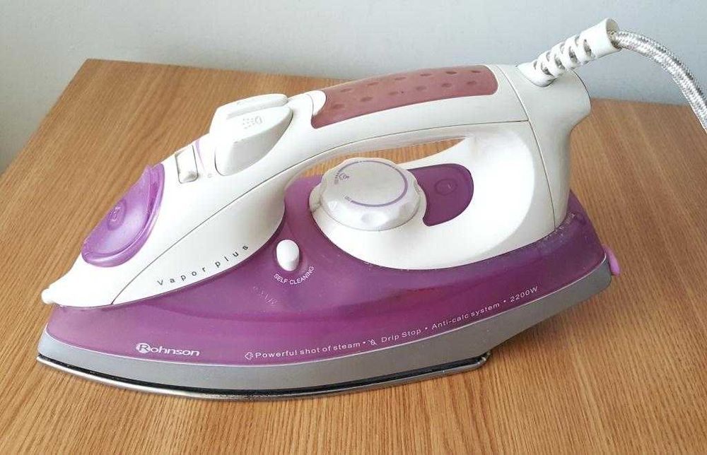 Fier călcat Rohnson