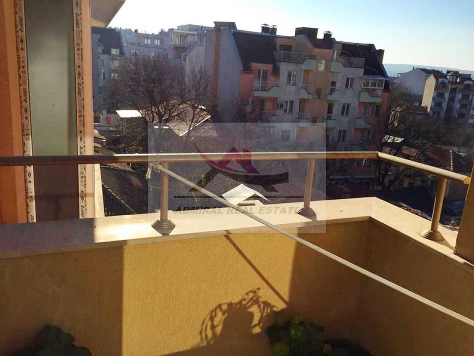 Дава се под наем Двустаен апартамент в Варна, Колхозен пазар - 50 кв.м за 300 € - Снимка #3