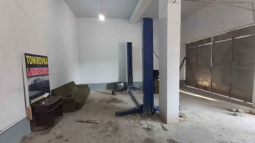 Avto Servis Arendaga beriladi