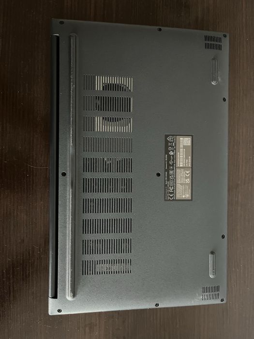 Продаю Asus Vivobook 15