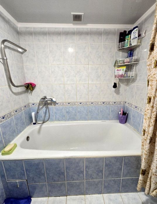 Продажа Ахмад Югнакий Ттз Улучшенка 2/4/5 БАЛКОН2Х6 ЧИСТАЯ СРОЧНО 58М2