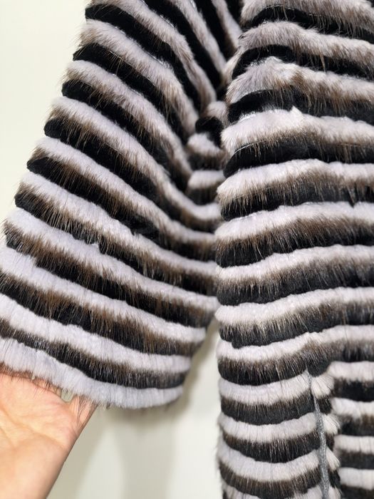 Продам дубленку полосатый