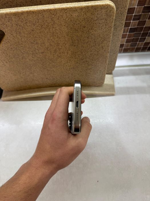 Apple Iphone 16pro 128gb