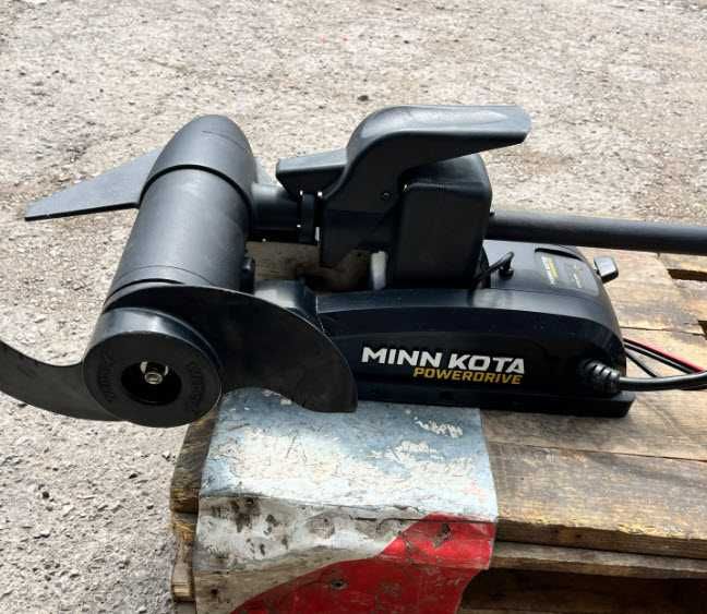 Ел. мотор Minn Kota PowerDrive 55 i-Pilot BT (12V) + стойка за бърз монтаж