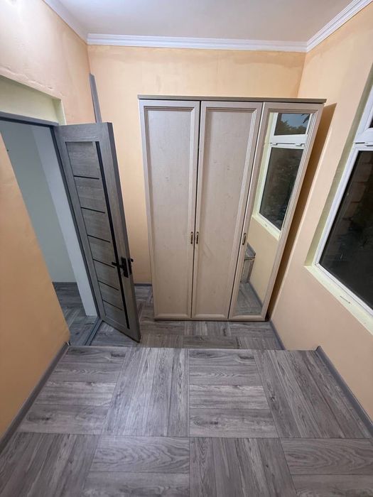 Arendagi Kvartira 45 KV YANGIHAYOT SERGILI Zor Lokatsiya