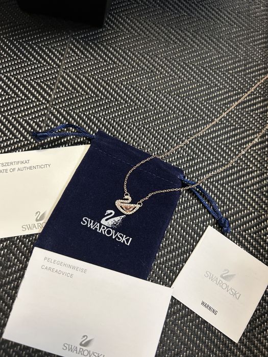 Lantisor swarovski swan pink