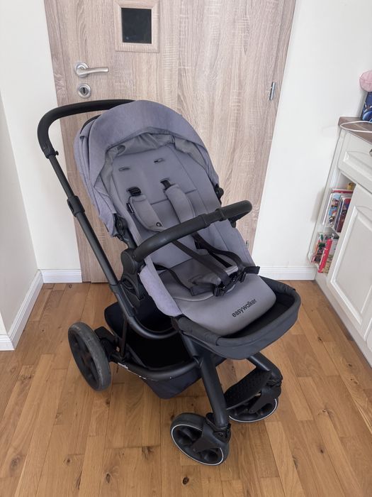 Детска количка Easywalker с много включени аксесоари