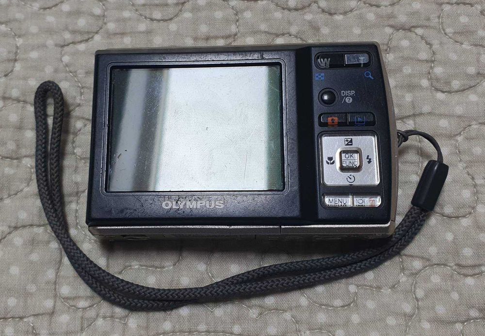Фотоапарат Olympus Fe за ремонт