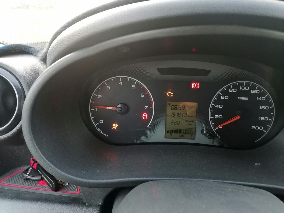 Лада гранта 2012 года в хорошем состоянии