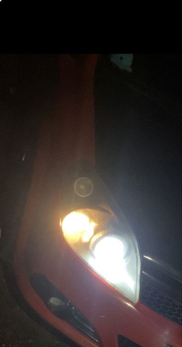 vand urgent faruri xenon opel astra h