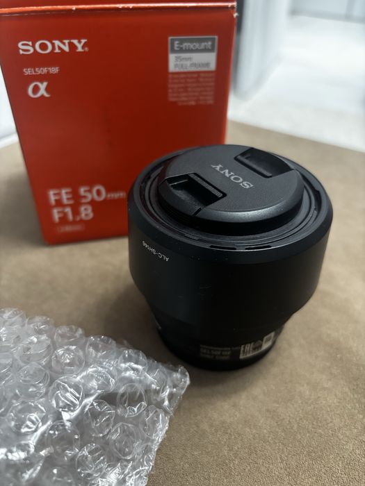 объектив sony 50mm f/1.8