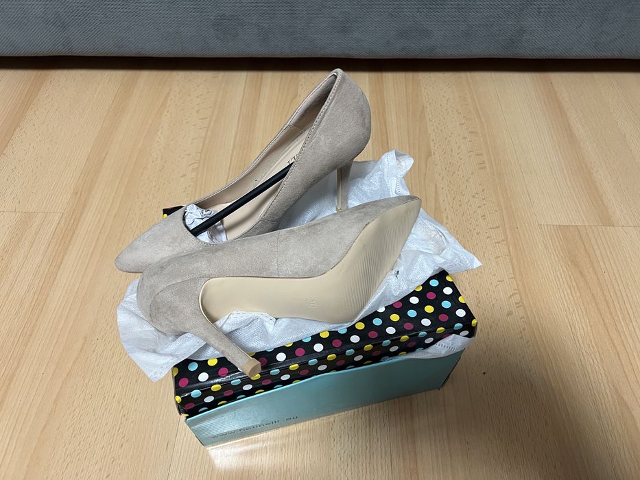 Pantofi dama piele intoarsa