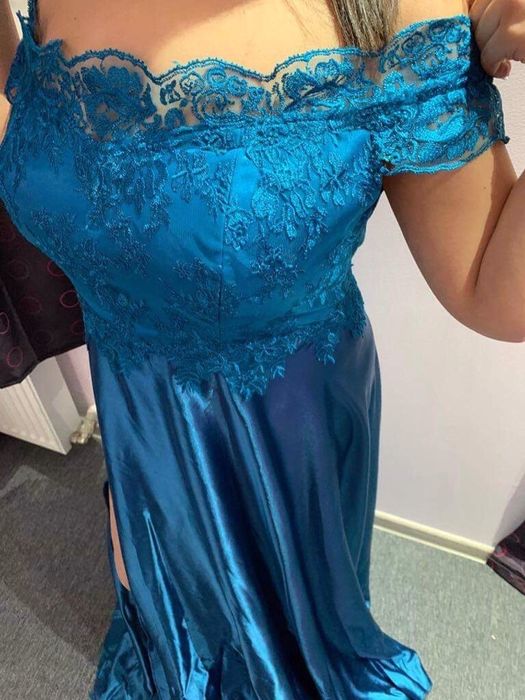 Бална рокля