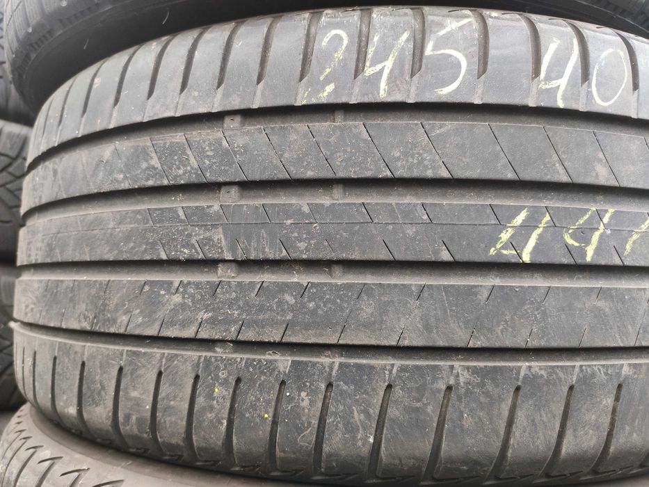 4бр Летни гуми 245 40 19 - Bridgestone