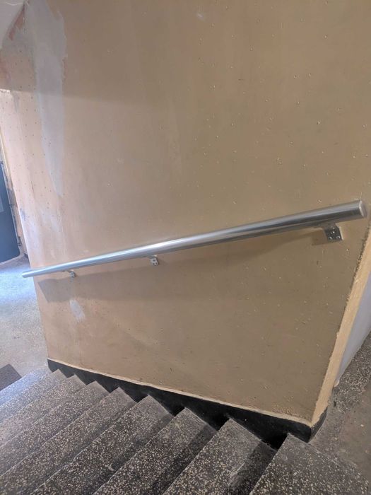 Ръкохватки за стълбища и парапети