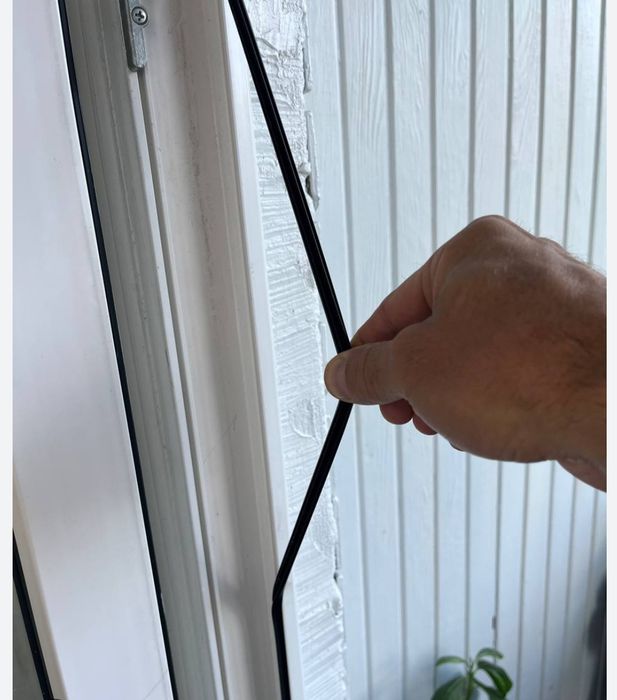 Замена уплотнительных резинок на окнах и дверях