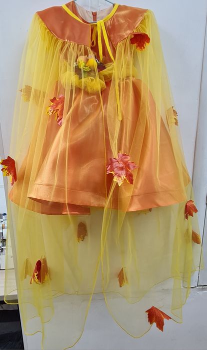 Платье осени на осенний бал