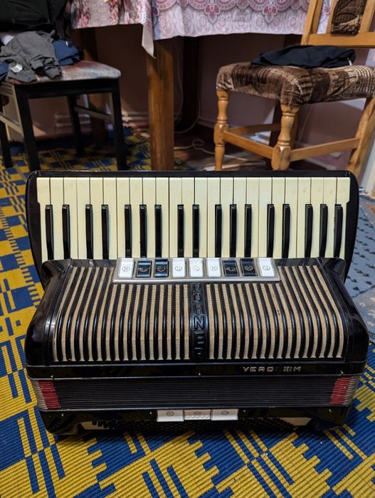 Acordeon Hohner 120 bași