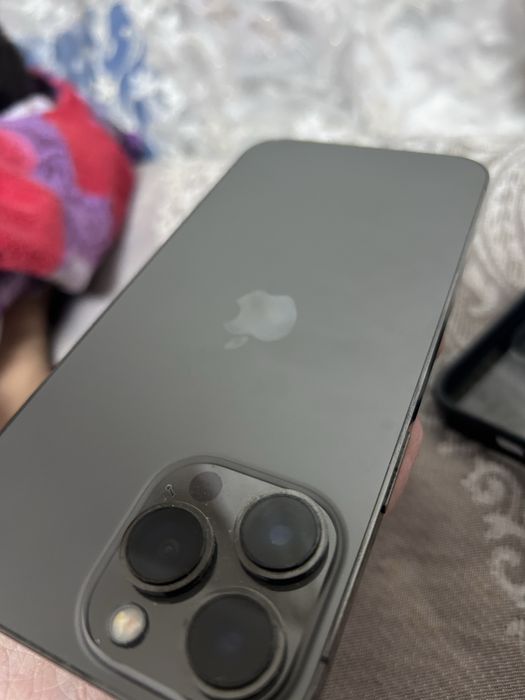 Продам 13 Pro Max