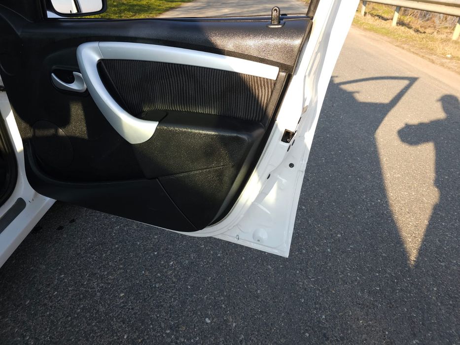 Logan 1 facelift de vânzare