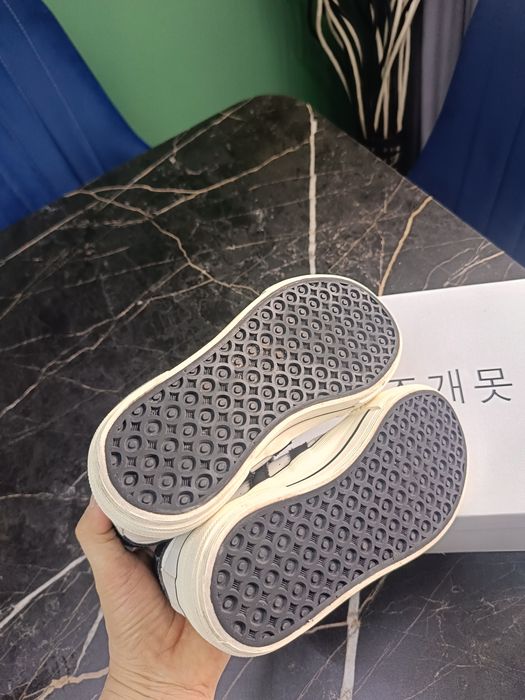 Продам кеды новый , натурал