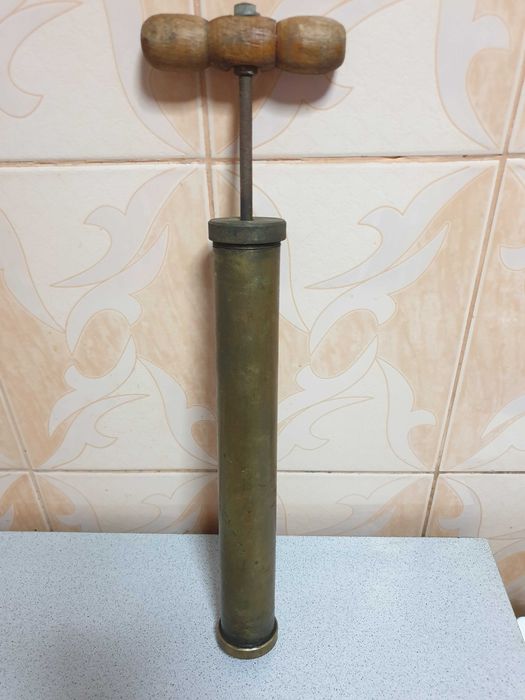 Pompă bicicleta veche din Alama