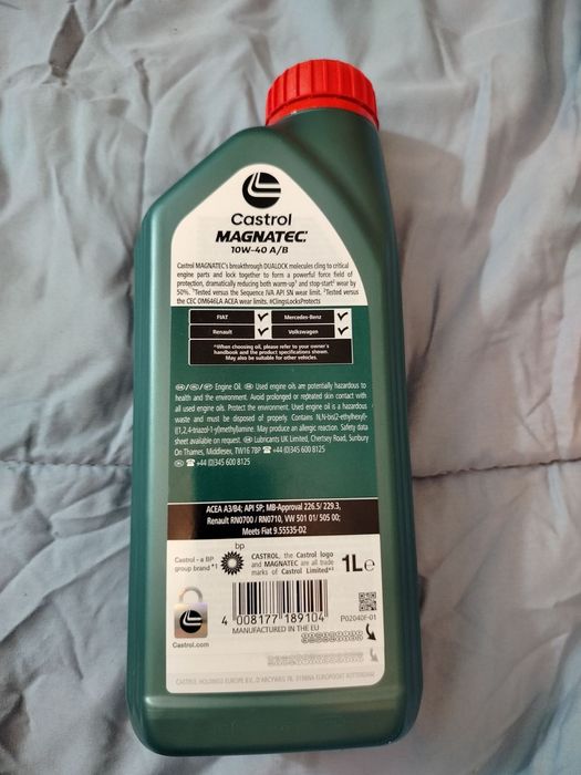 Продавам Castrol Magnatec 10w-40 A/B