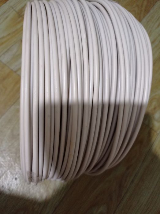 Кабель для видео камеры