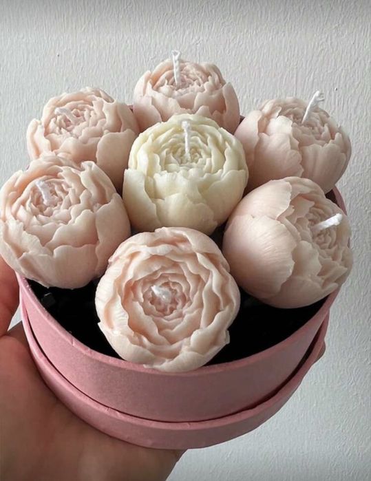 Aranjamente sau buchete din flori de ceara naturala 100% de soia