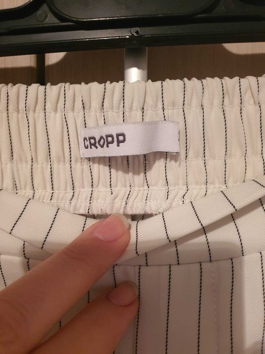 Pantaloni dama alb negru Cropp 38