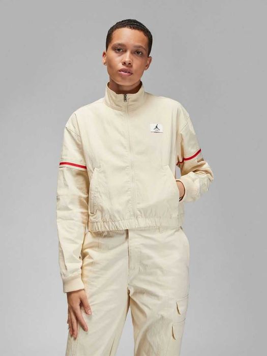 НОВО! Дамско преходно яке Nike Jordan XL